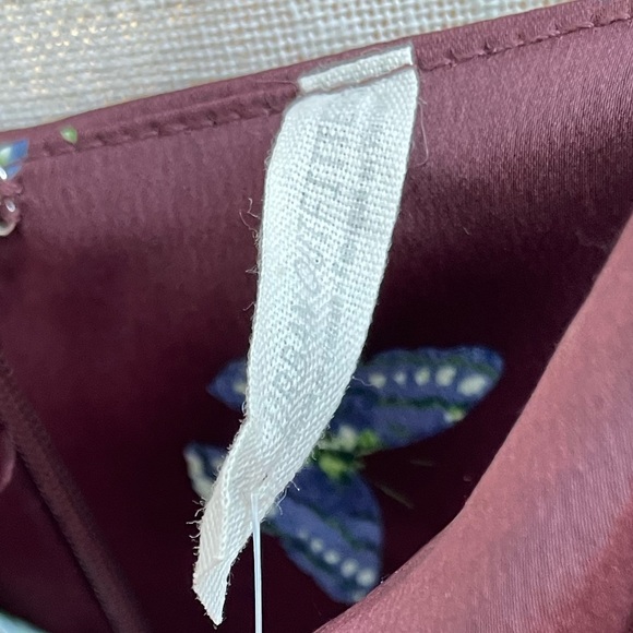 3 for $15 🦋 Satin Slip Dress Urban Outfitters Spring NWT - Picture 12 of 14